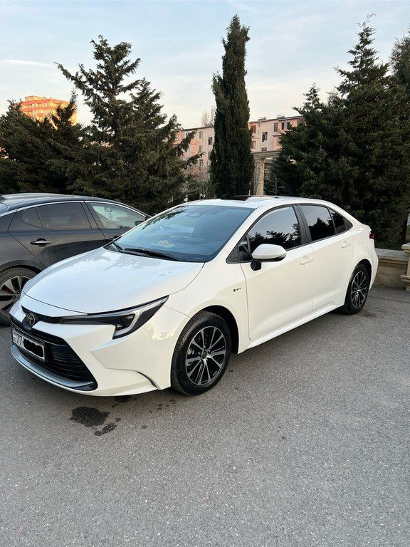 Toyota Corolla, 1.8 L, 0.85 kWh, 2024 il, 36 500 km — Avtomobillər, Bakı (2)