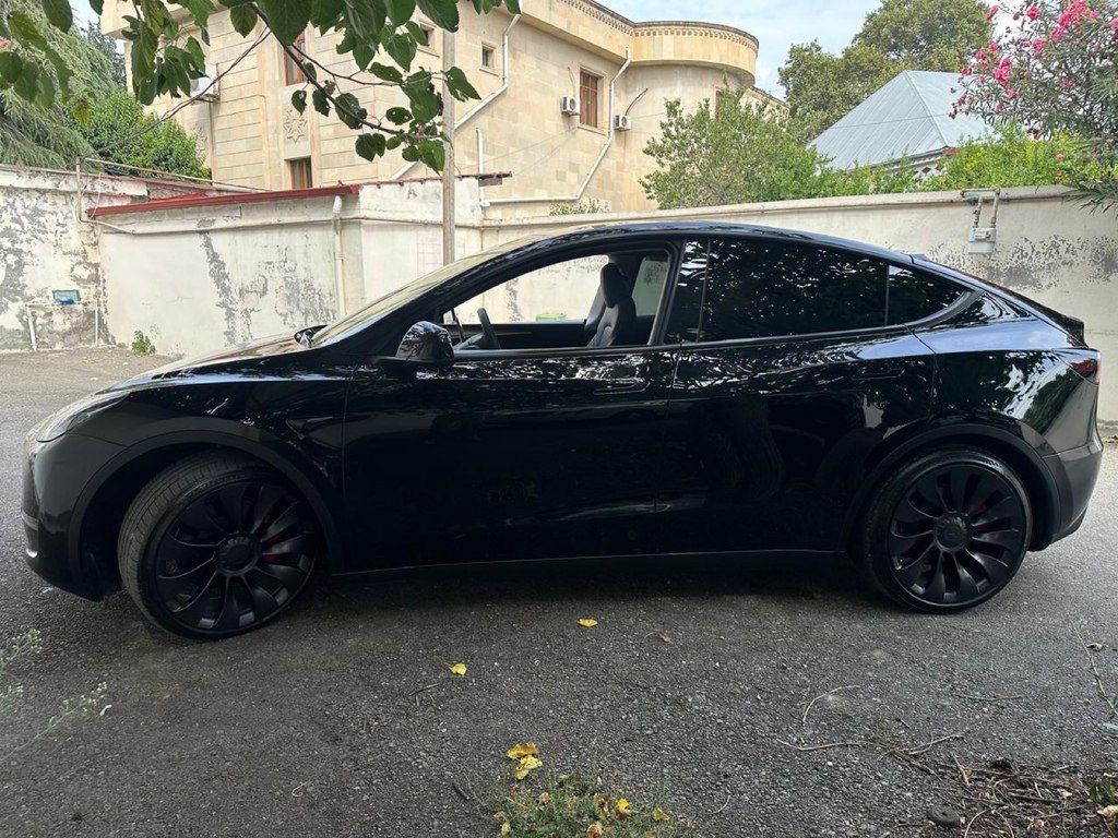 Tesla Model Y, 75 kWh, 2024 il, 59 000 km — Avtomobillər, Bakı (6)
