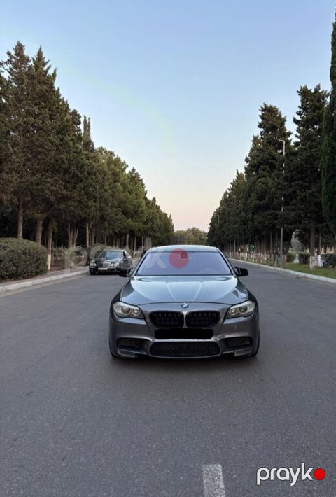 BMW 528, 2.0 L, 2012 il, 236 400 km
