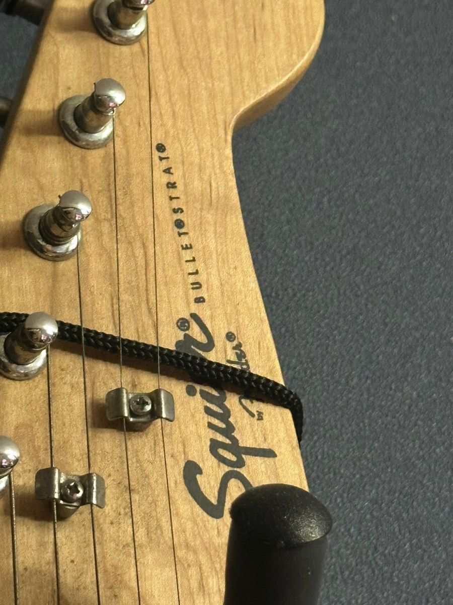 Elektrik gitara Squier Bulletstrat by Fender — Musiqiə alətləri, Bakı (2)