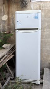 Indesit iki qapılı soyuducu korpusu Mator yoxdu sadece korpusdu — Orxan