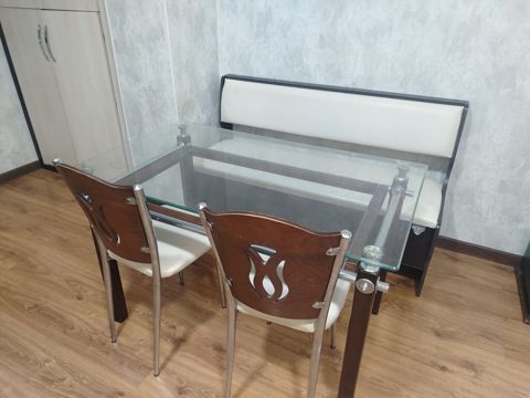 Mətbəx masa dəsti 250₼. divan bazalıdır. Ünvan — Bakı