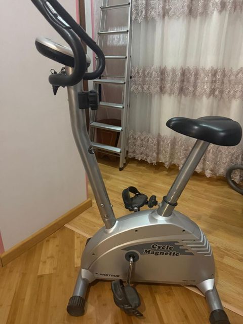 Velotrenajor satilir. 250 AZN. Ela vəziyyətdədir. 3_4 defe istifadə — Bakı