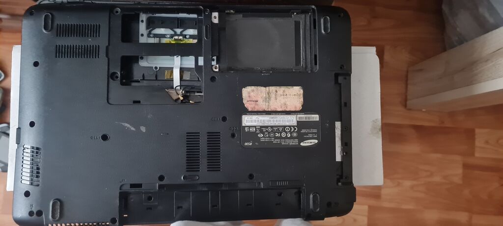 Zapçast kimi satılır,korpus Ekran qırıgdı,klaviaturadan məlumatım — Elektronika, Bakı (3)