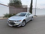 Chevrolet Malibu, 2021 il — Автомобили