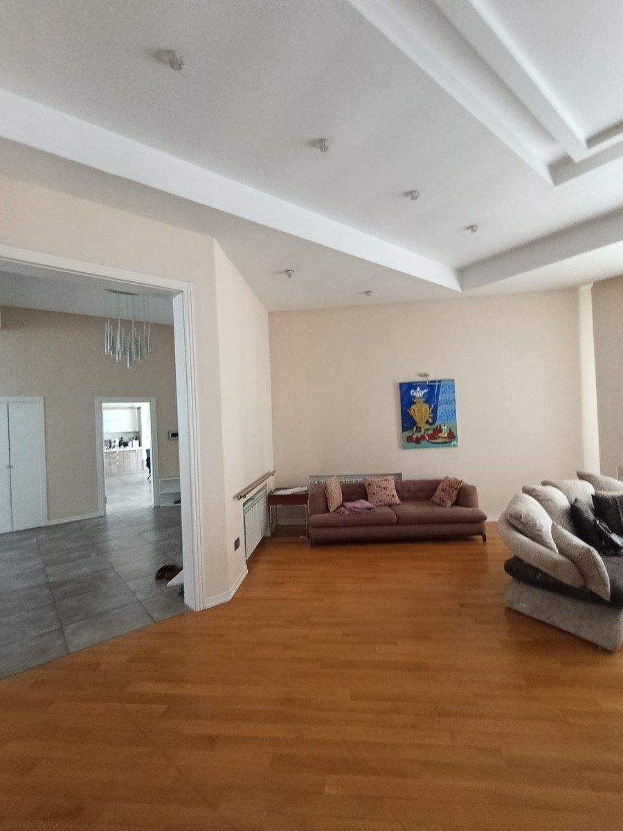 Bağ evi, Mərdəkan qəs — Ev, villa, Bakı (12)