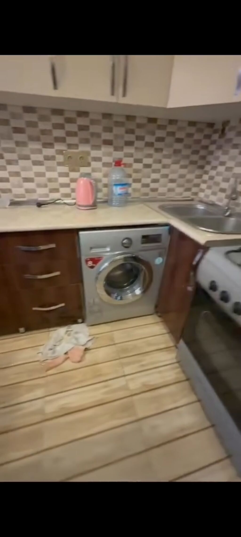 Asif Meheromov 26.Memaar Ecemi metroosun bir adimliqi .(metroya — Daşınmaz əmlak, Bakı (7)