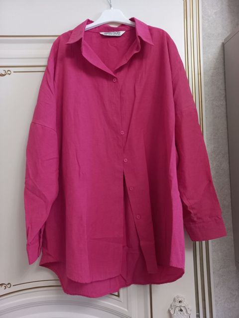 1 dəfə geyinilib, səliqəlidir. oversize modeldir.10 azn rayonlara — Bakı