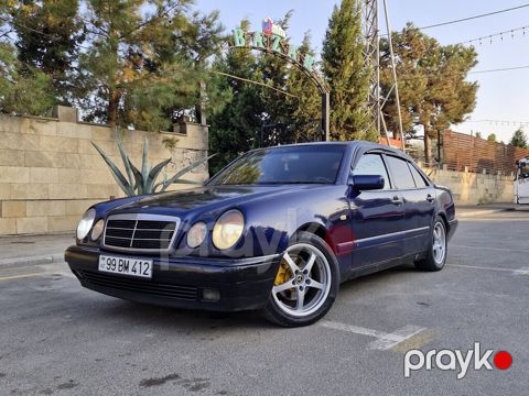 Mercedes E 220, 2.2 L, 1999 il, 353 000 km