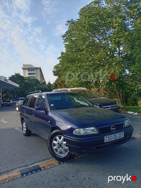 Opel Astra, 1.6 L, 1997 il, 337 000 km