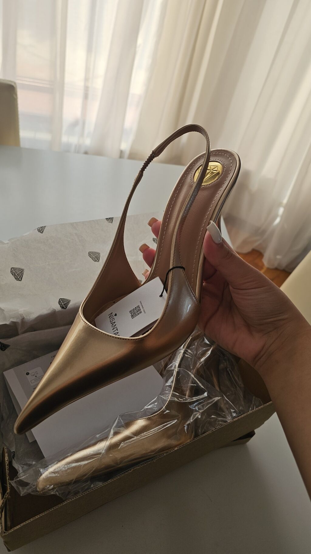 Qızılı rəngli qadın stiletto ayaqqabı – slingback model - Brend — Şəxsi əşyalar, Masazır (4)