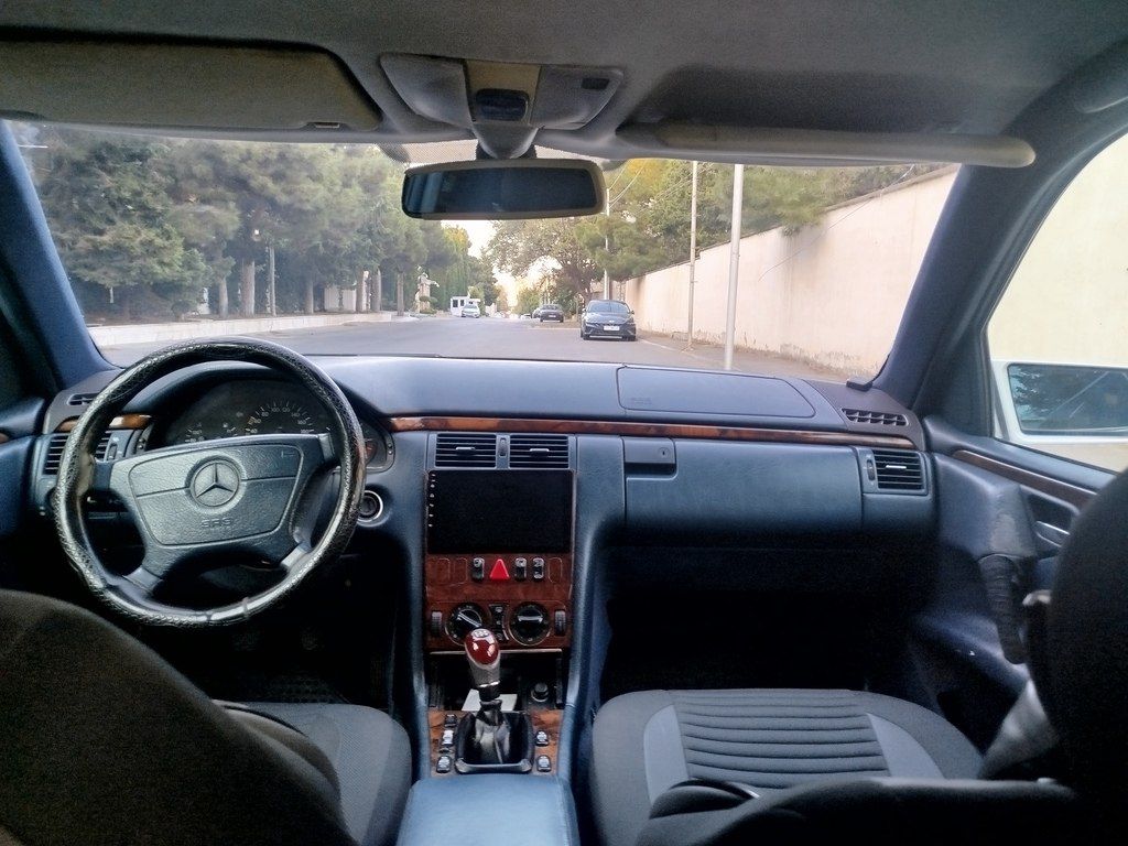 Mercedes E 200, 2.2 L, 1998 il, 314 312 km — Avtomobillər, Bakı (8)