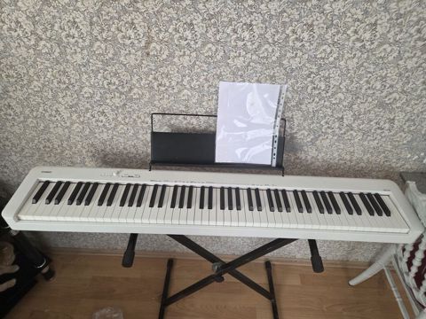 Casio rəqəmsal pianino – 88 klaviş, tam ölçülü - Marka/model: Casio — Bakı