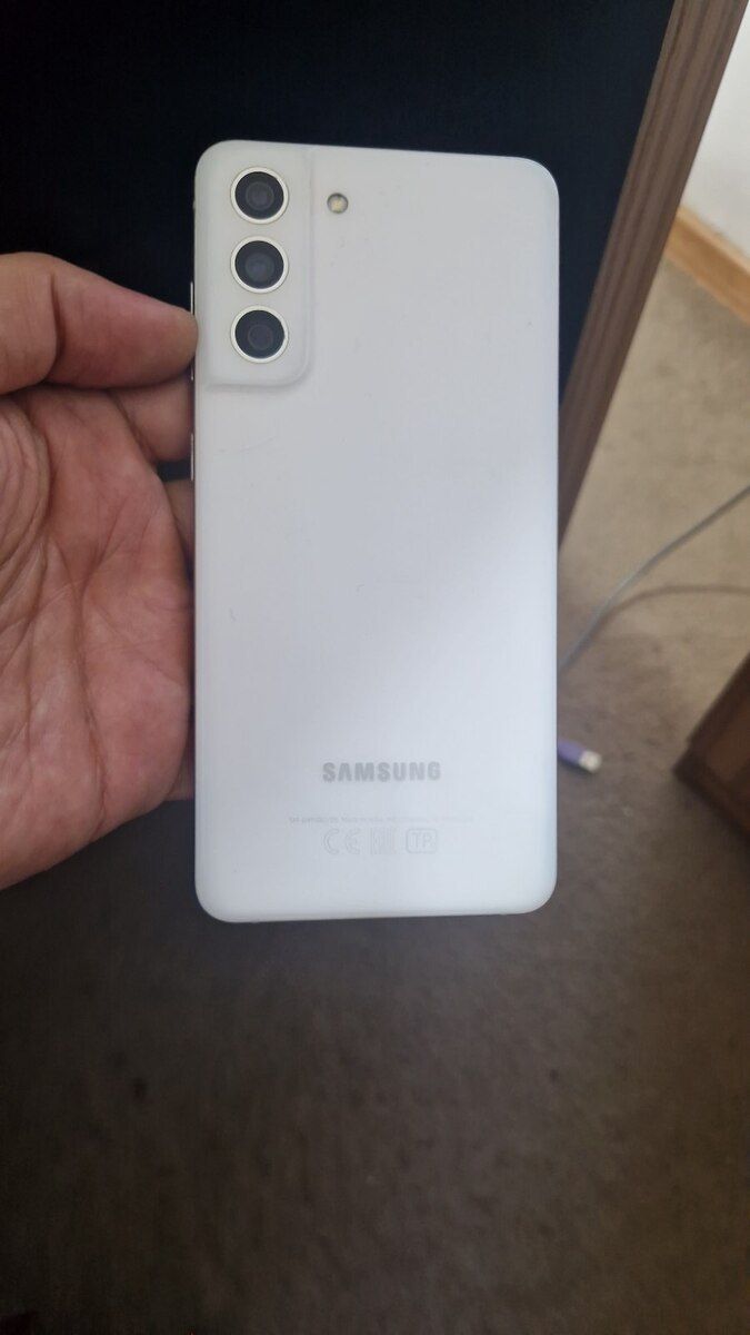 Samsung Galaxy S21 FE 5G White 256GB/8GB — Smartfonlar, Bakı (3)