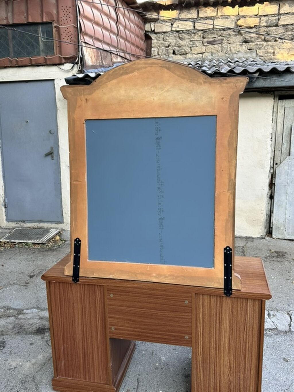 Klassik üslubda taxtadan hazırlanmış güzgülü makiyaj/komod masası — Mebel, Bakı (3)