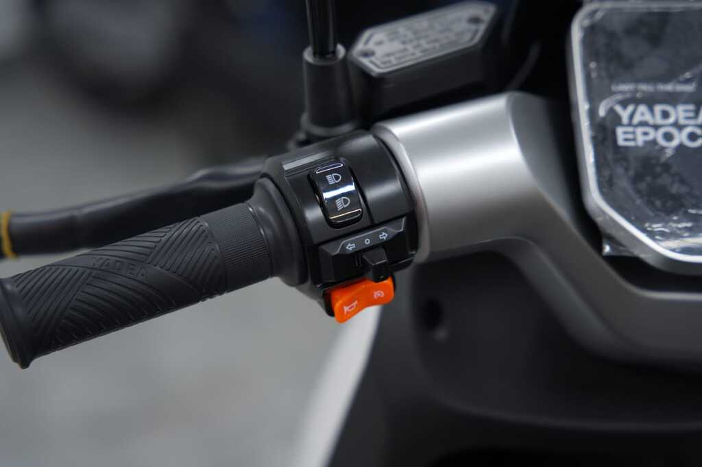 Yadea Epoc H+, 2.74 kWh, 2026 il, yeni — Mopedlər və skuterlər, Bakı (4)