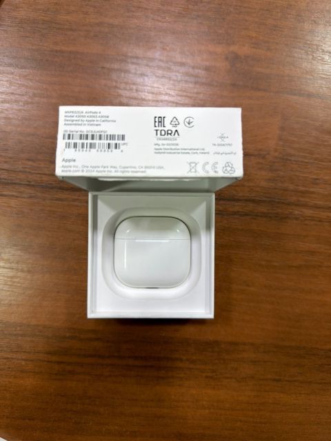 Apple AirPods 4 — Bakı