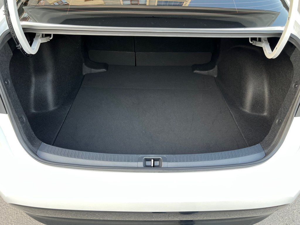 Toyota Corolla, 1.8 L, 0.85 kWh, 2024 il, 36 500 km — Avtomobillər, Bakı (10)