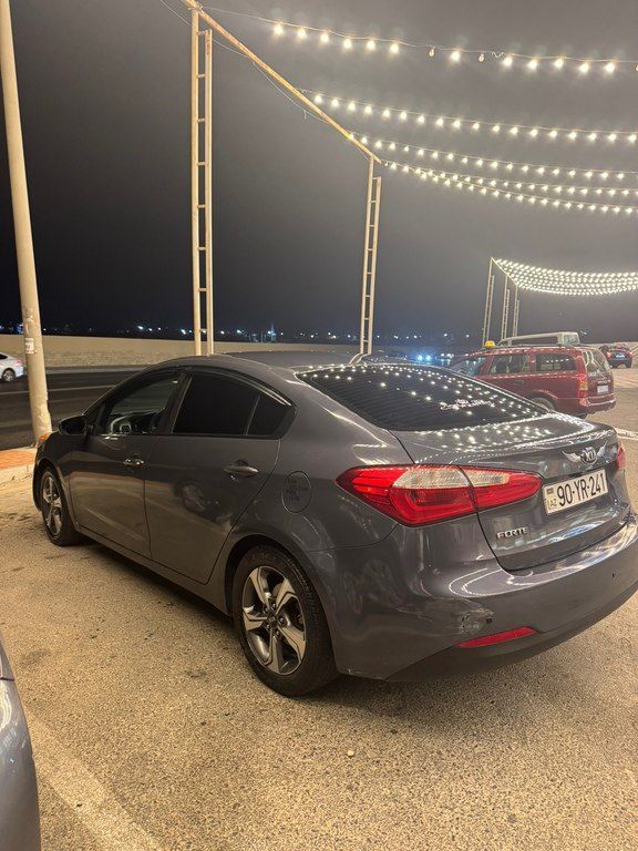 Kia Forte, 2.0 L, 2015 il, 200 000 km — Avtomobillər, Bakı (6)