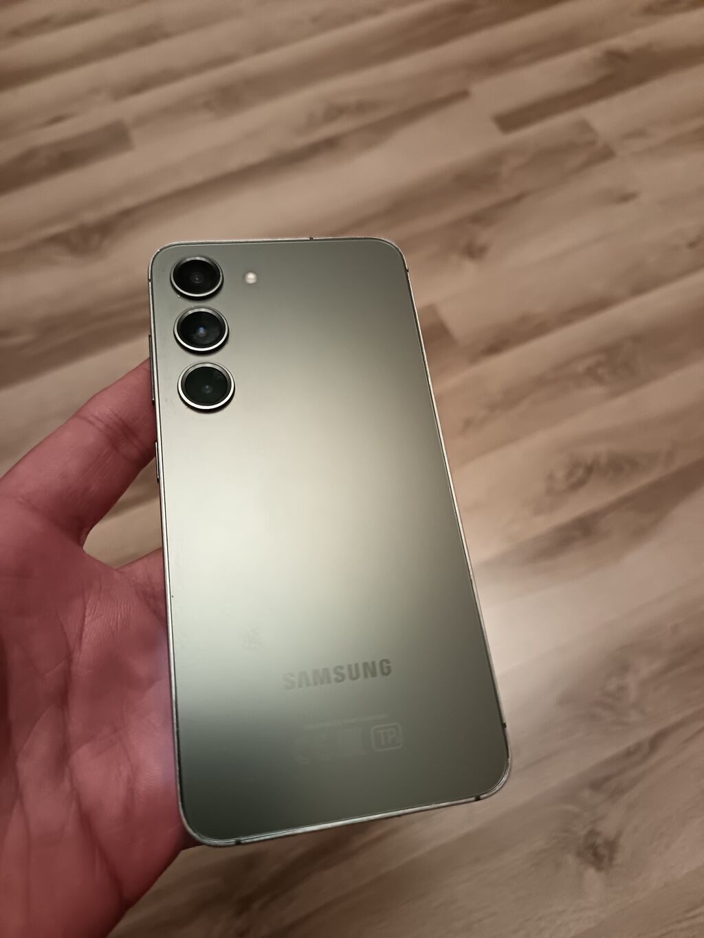 Samsung Galaxy S23, rəng - Yaşıl, Simsiz şarj — Samsung, Bakı (3)