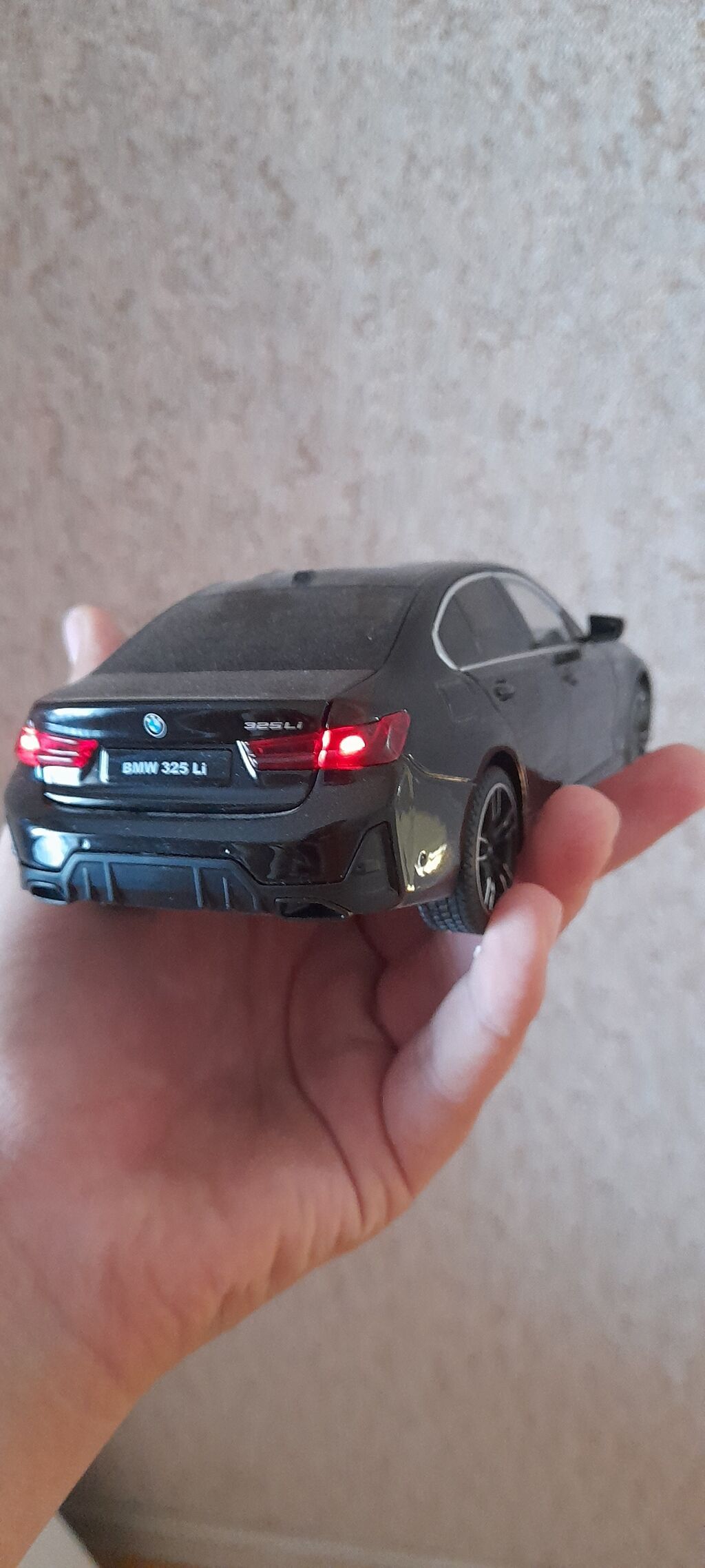 Bmw 325li (G20) 1:24 Ölçü Təzədir Lisenziyalı Model işıqları səsi — Mallar, Bakı (4)