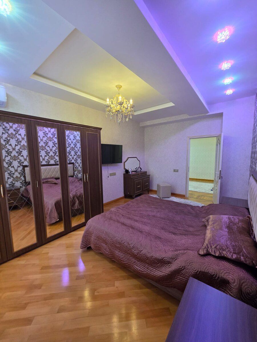 3-otaqlı yeni tikili kirayə verilir, Elmlər Akademiyası m., 140 m² — Mənzil, Bakı (5)
