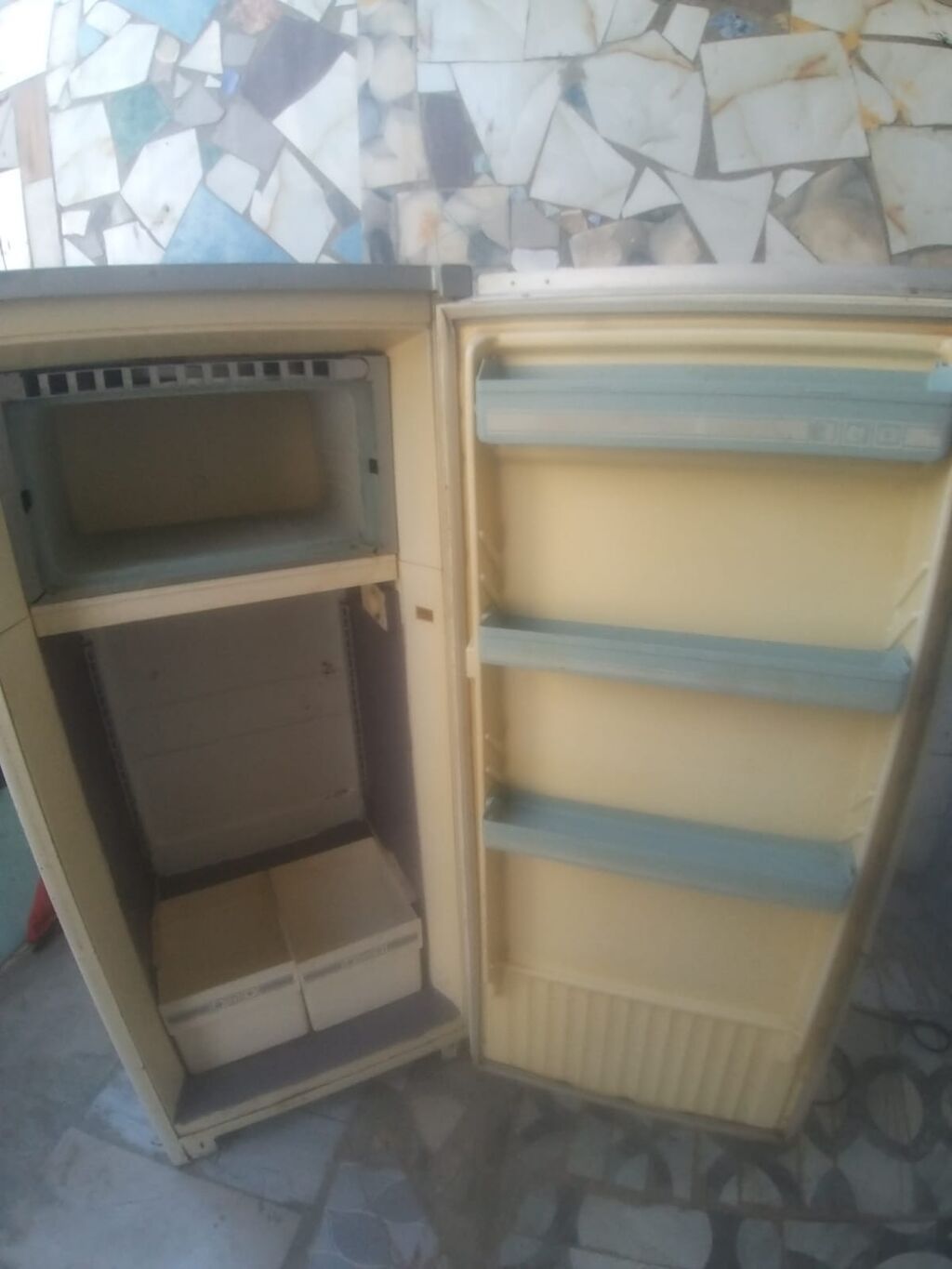 Satılır fikri ciddi olanlar narahat etsin endirimdə ola bilər — Soyuducular, Bakı (2)