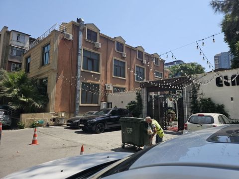 Nəsimi bazarının yaninda Azadliq prospektində icarəyə verilir — Bakı
