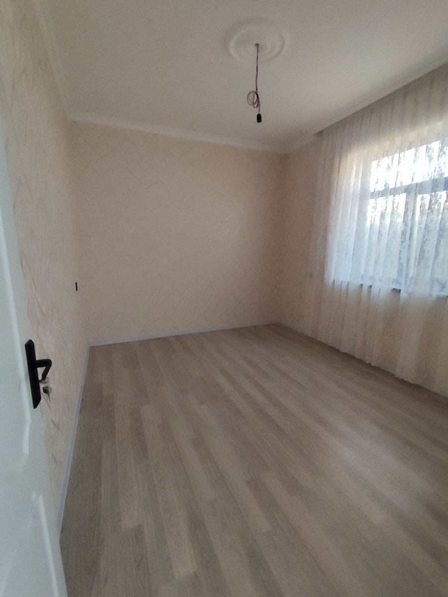 Həyət evi, Fatmayi qəs — Ev, villa, Bakı (3)