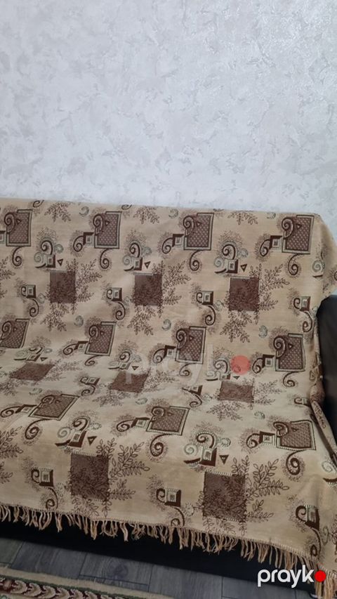 Sofa və çarpayı üçün dekorativ örtük/plaşetka - Rəng: bej fon