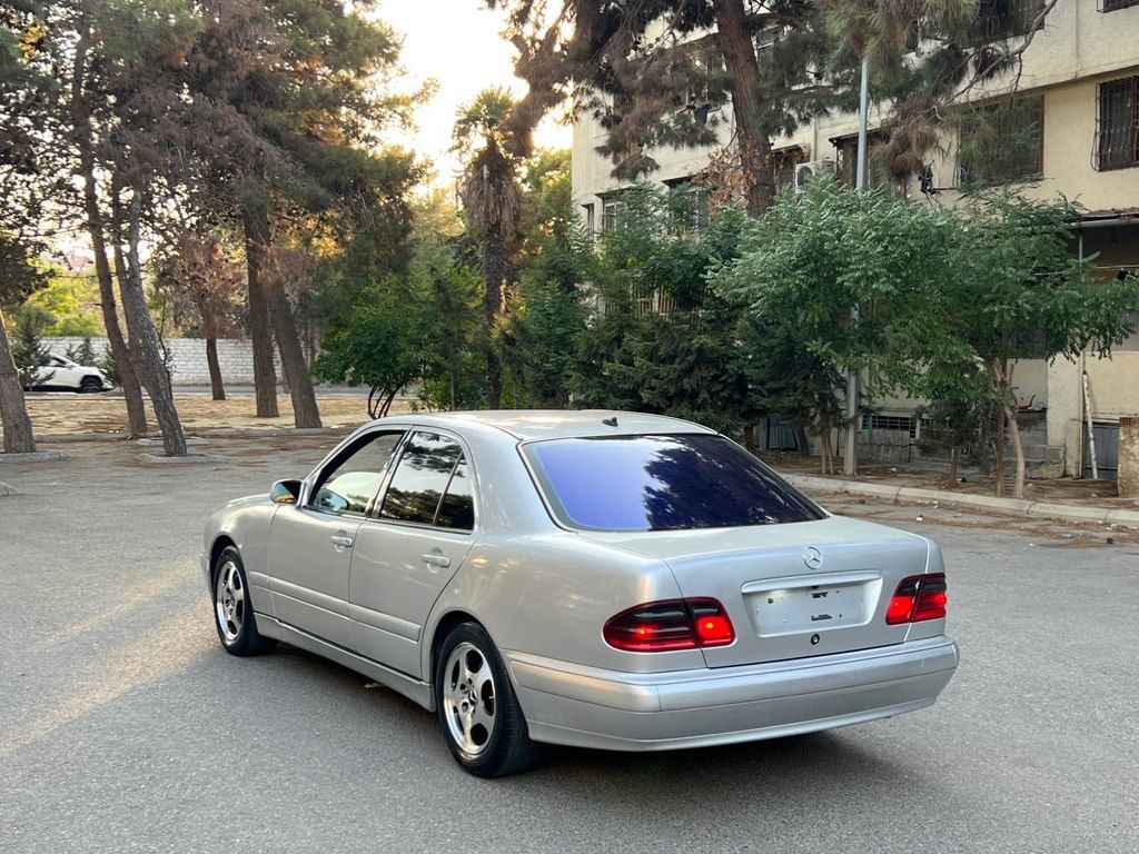 Mercedes E 220, 2.2 L, 2001 il, 590 000 km — Avtomobillər, Bakı (9)