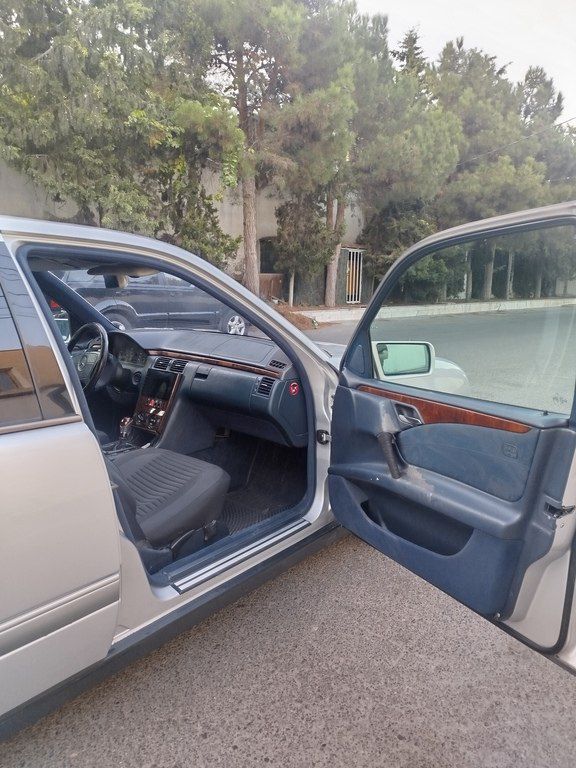 Mercedes E 200, 2.2 L, 1998 il, 314 312 km — Avtomobillər, Bakı (7)