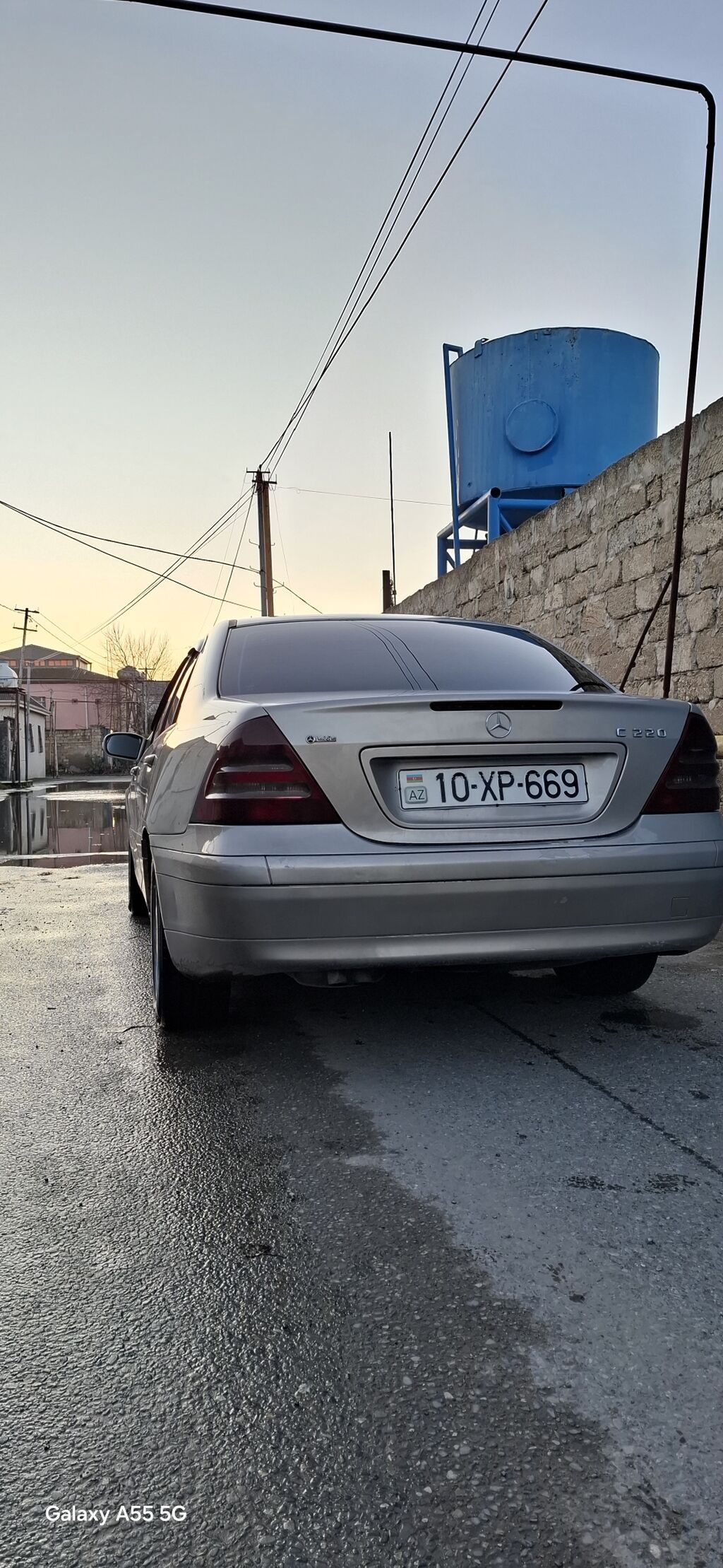 Mercedes-Benz 220: 2.2 l 2001 il Sedan — Avto, Digah (3)