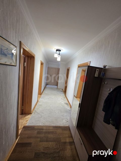 5-otaqlı mənzil, Gəncə ş., 120 m²