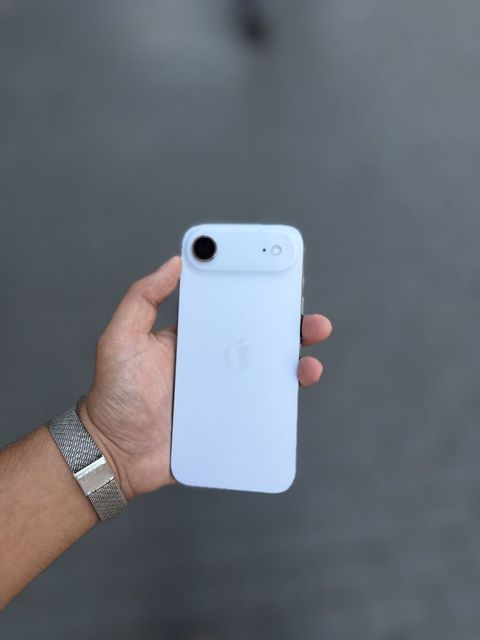 IPhone Air, 256 GB, Blue Titanium, Zəmanət, Face ID, Sənədlərlə — Bakı