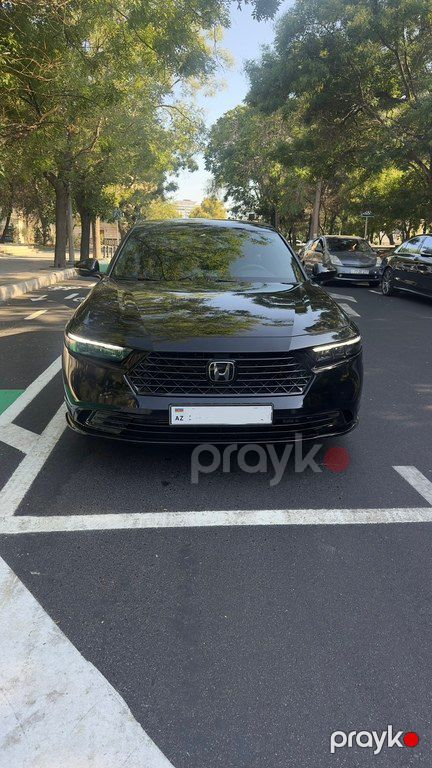 Honda Accord, 1.5 L, 2025 il, 8 350 km