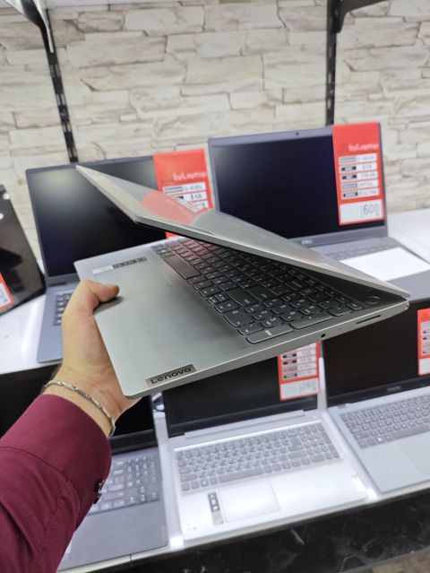 Lenovo noutbuk – nazik və yüngül alüminium gövdə, gündəlik iş və — Bakı