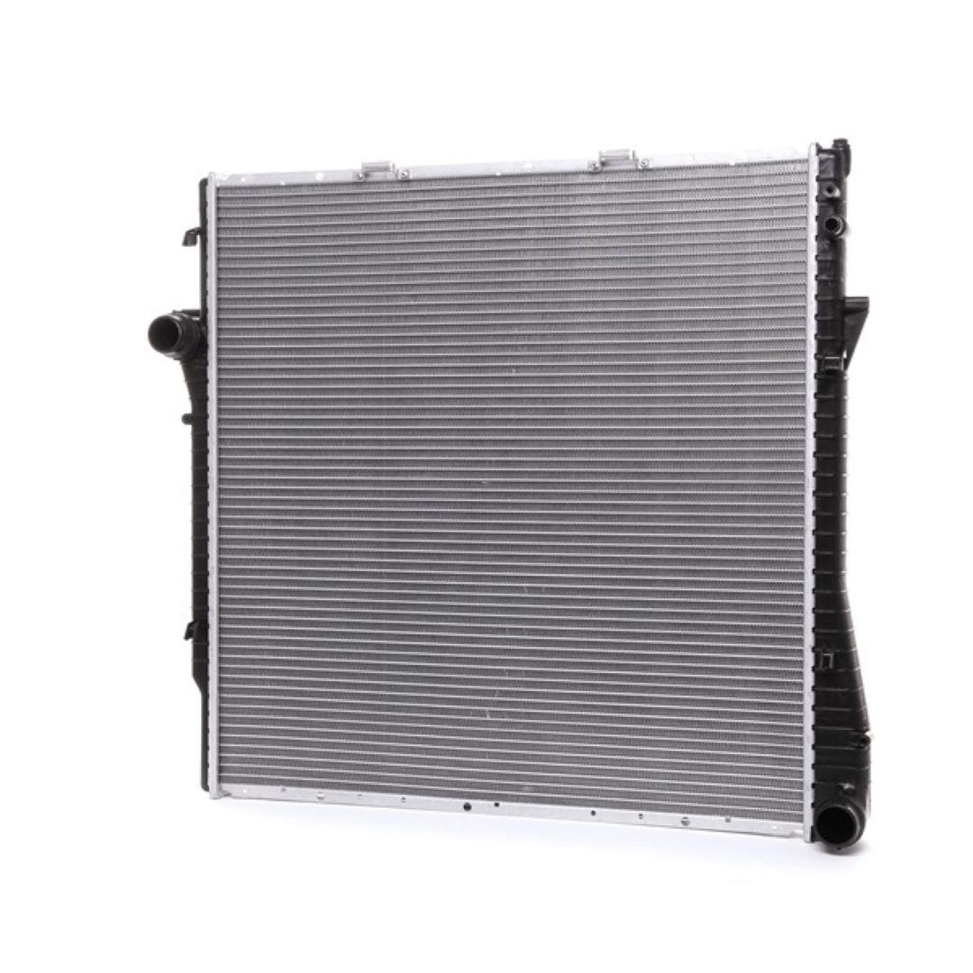 Bmw e60 e53 su radiatoru — Ehtiyat hissələri və aksesuarlar, Bakı (2)