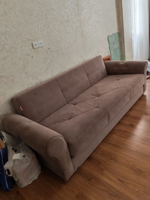 Naza 2 evdən çıxarılmalıdı Divan satılır Qiyməti 150 azn — Bakı