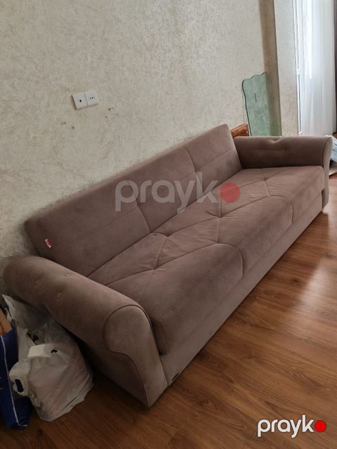 Naza 2 evdən çıxarılmalıdı Divan satılır Qiyməti 150 azn — Digah