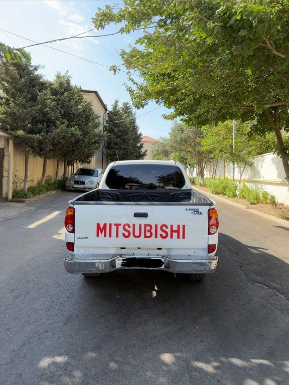 Mitsubishi L200, 2.5 L, 2015 il, 348 000 km — Avtomobillər, Bakı (6)