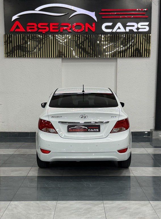 Hyundai Accent, 1.4 L, 2015 il, 179 000 km — Avtomobillər, Sumqayıt (12)
