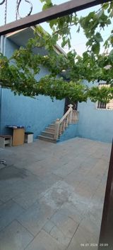 Həyət evi, Corat Bağları — Ülfət Vasitəçi