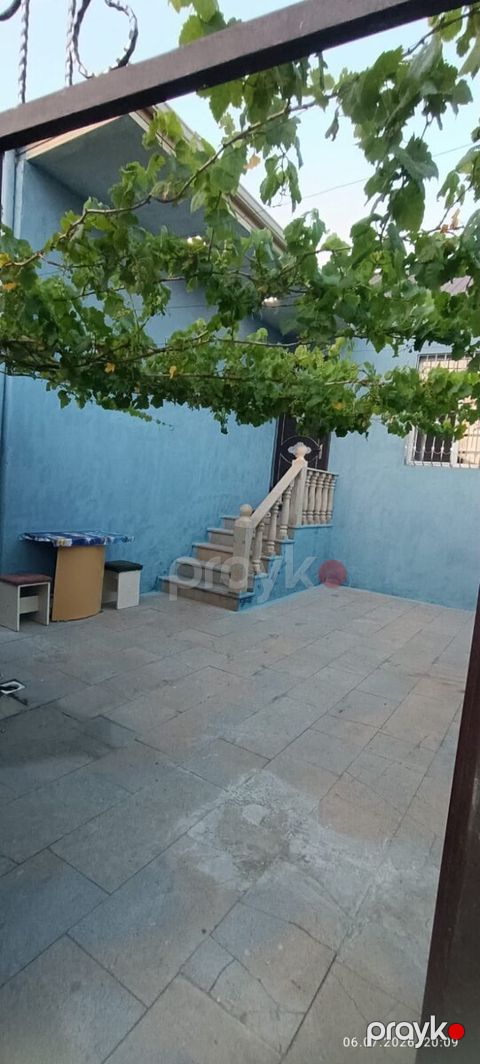 Həyət evi, Corat Bağları