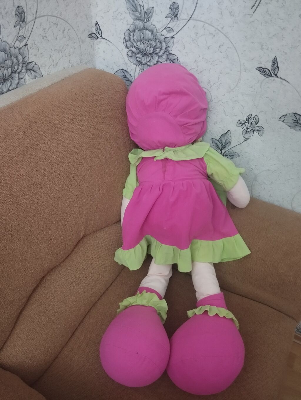 Böyük yumşaq kukla – pambıq doldurmalı - Dizayn: çəhrayı şlyapalı — Oyuncaqlar, Bakı (2)