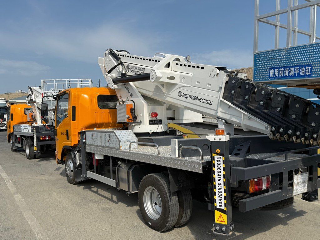 Isuzu ELF, 2.5 L, 2016 il, 400 000 km — Avtokranlar, Bakı (5)