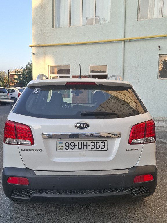 Kia Sorento, 2.4 L, 2011 il, 225 000 km — Avtomobillər, Bakı (3)