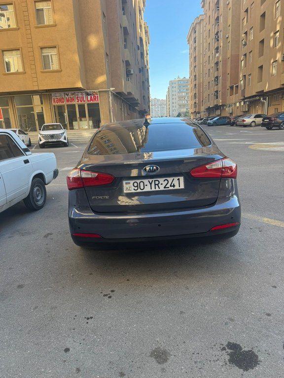 Kia Forte, 2.0 L, 2015 il, 200 000 km — Avtomobillər, Bakı (2)