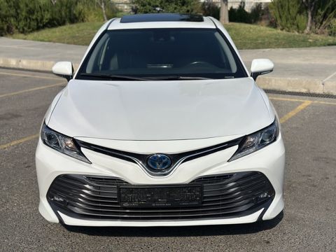 Toyota Camry, 2.5 L, 1.6 kWh, 2023 il, 49 000 km — Bakı