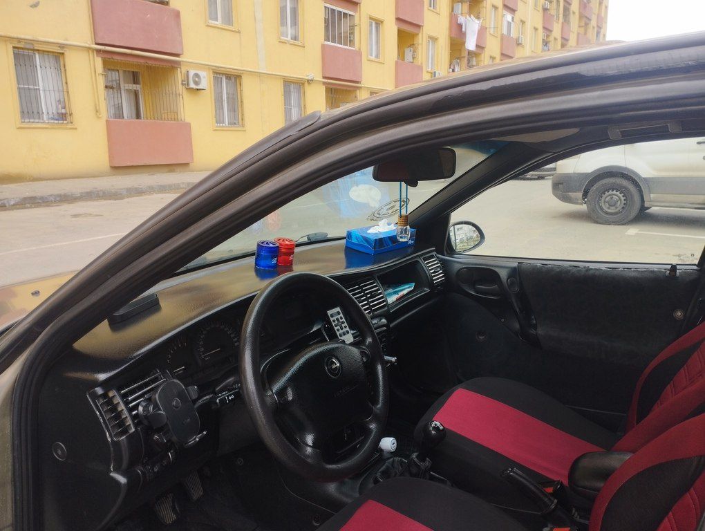 Opel Vectra, 2.0 L, 1997 il, 450 000 km — Avtomobillər, Bakı (6)